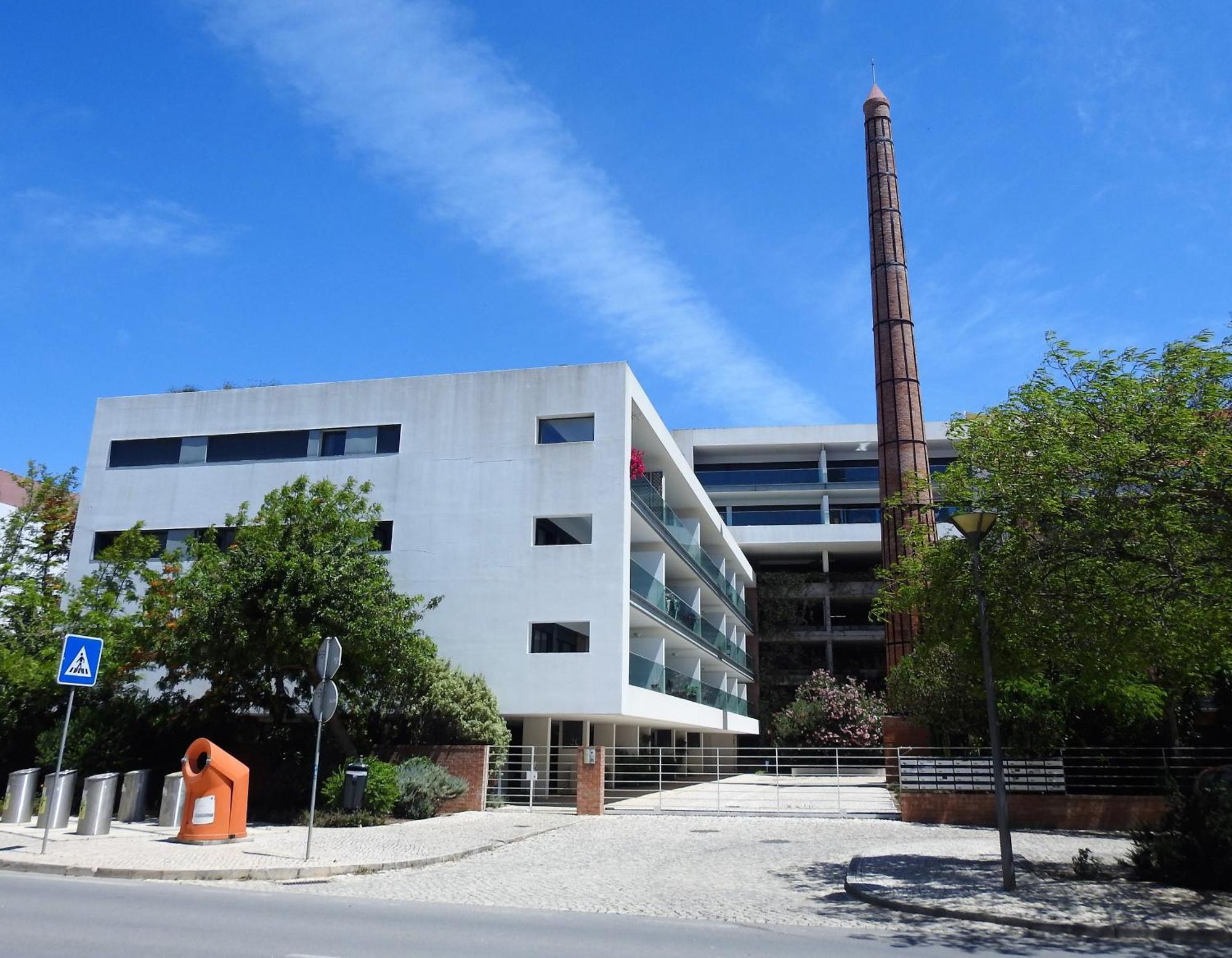 Lagos Factory Green Exterior foto